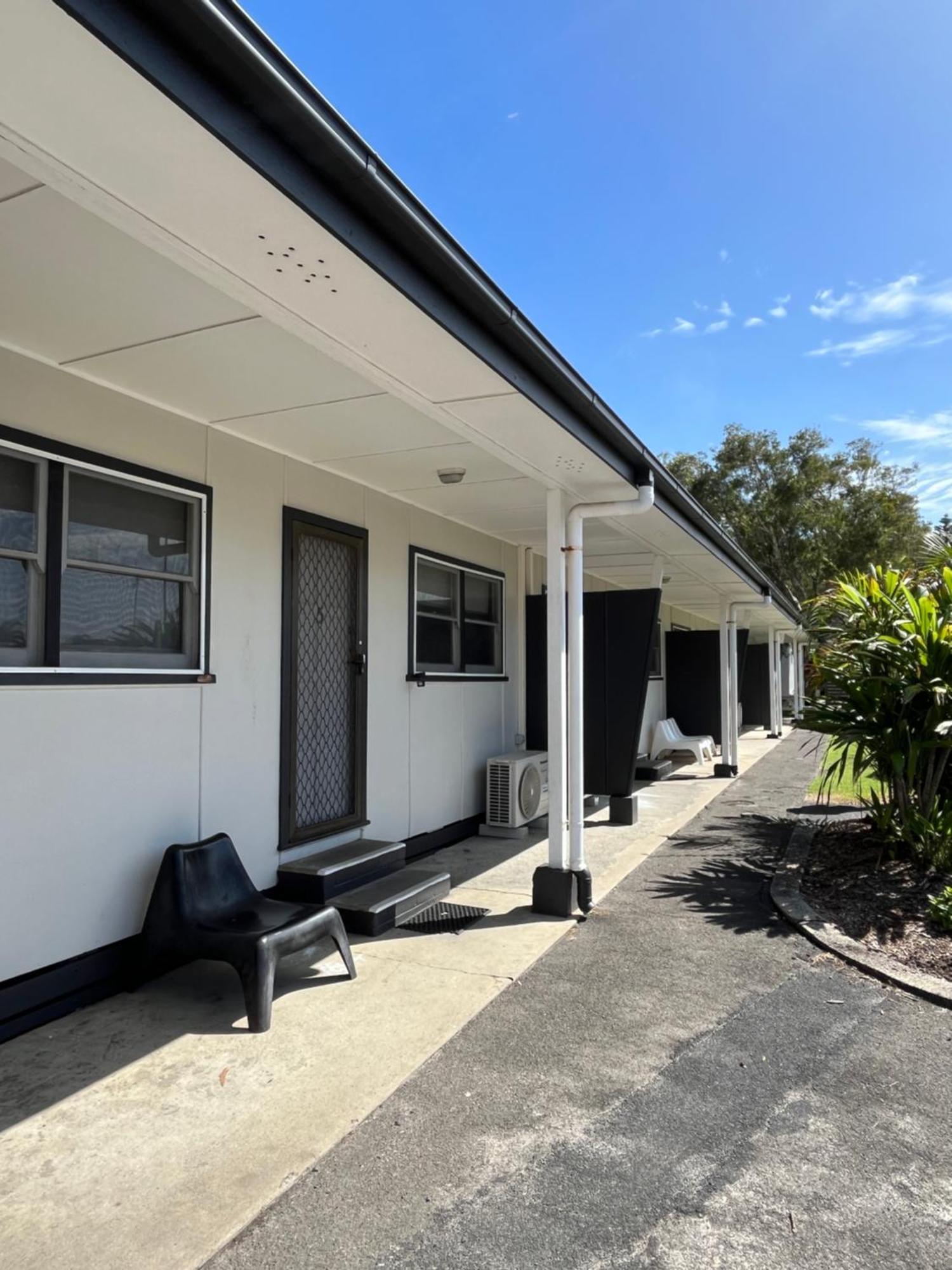 Shelly Beach Holiday Park Entrance Exterior photo