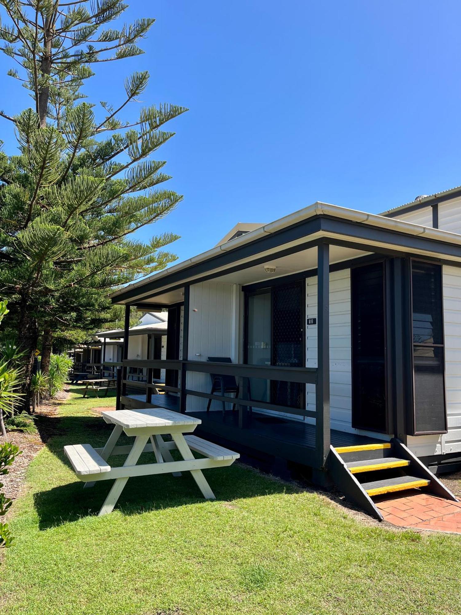 Shelly Beach Holiday Park Entrance Exterior photo