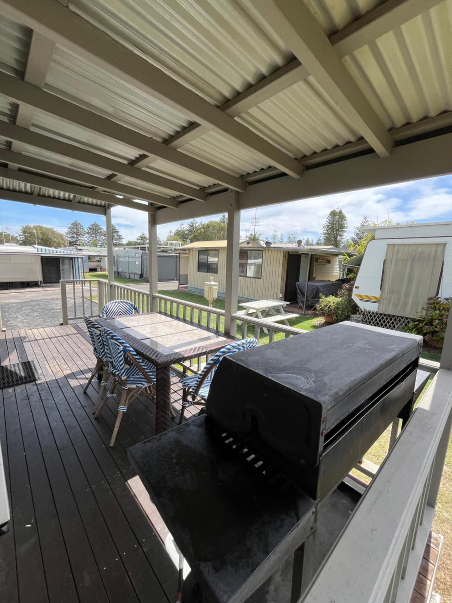 Shelly Beach Holiday Park Entrance Exterior photo