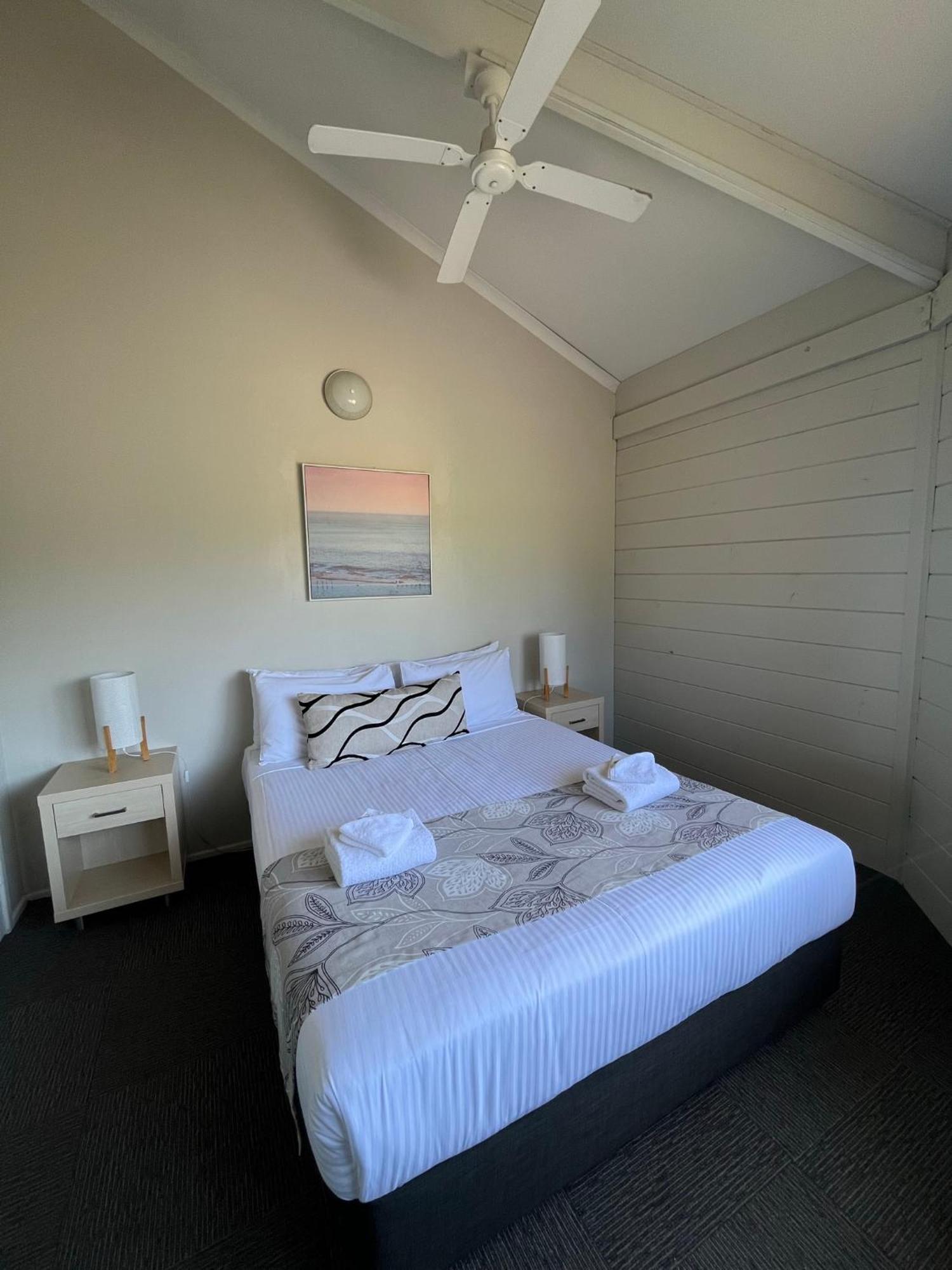 Shelly Beach Holiday Park Entrance Exterior photo