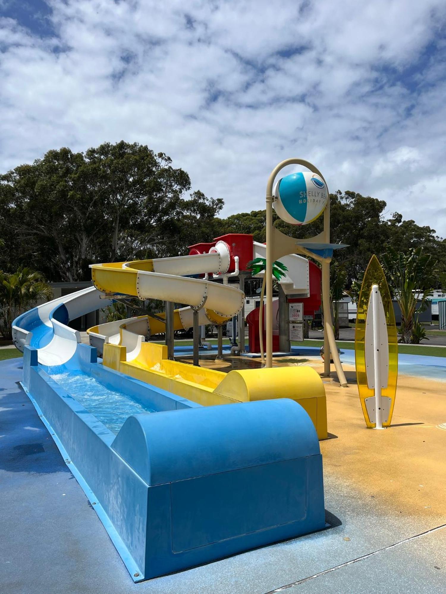 Shelly Beach Holiday Park Entrance Exterior photo