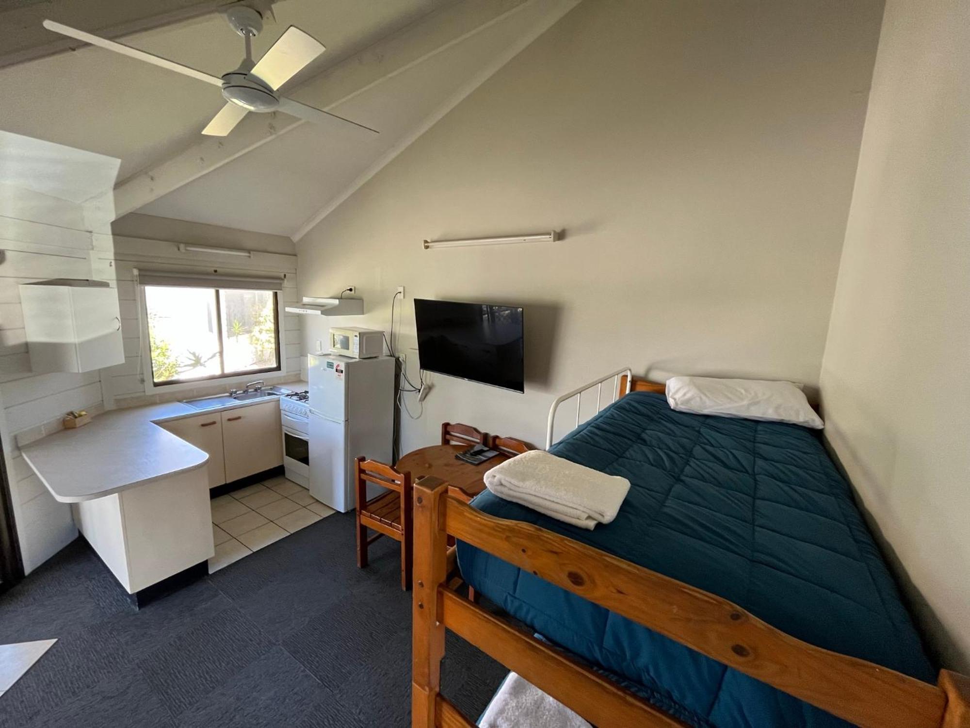 Shelly Beach Holiday Park Entrance Exterior photo