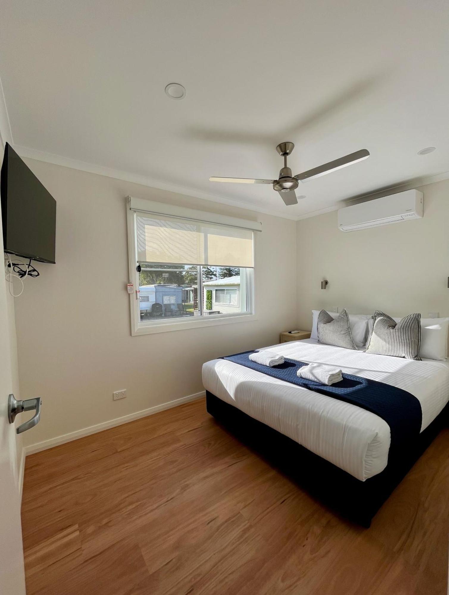 Shelly Beach Holiday Park Entrance Exterior photo